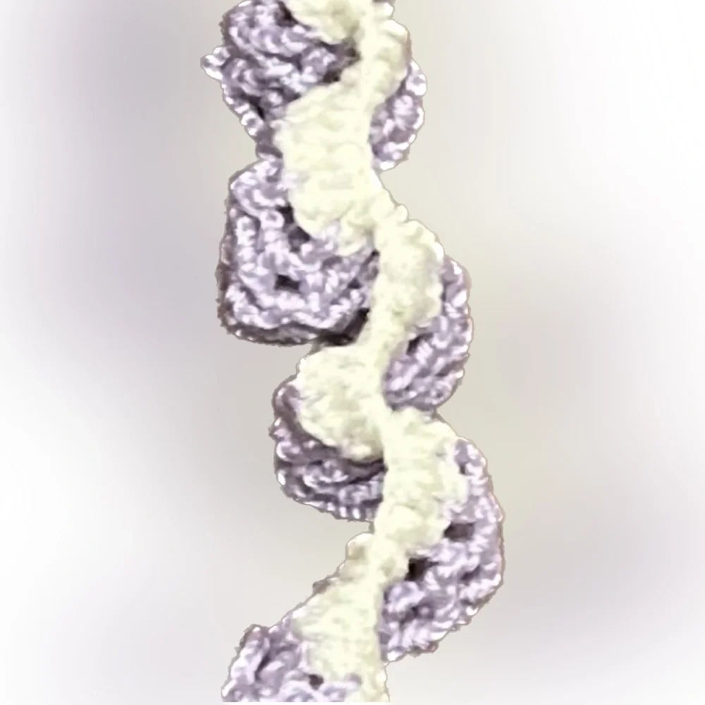 💥New Neck Scarf Spiral Crocheted Handmade Purple White Wrap Neckerchief